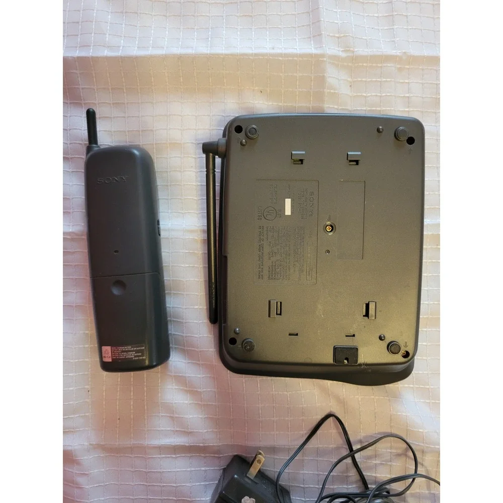 Sony SPP-935 Cordless Telephone 900MHz Speakerphone Intercom Gray Vintage Phone